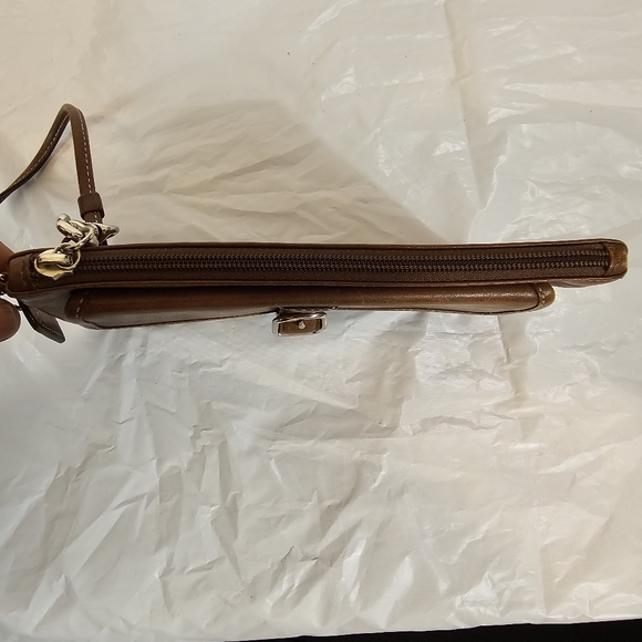 Coach Genuine Leather Corner Zip Wristlet Wallet - Picture 7 of 8